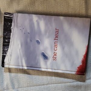 She Can Hear a‎ novel